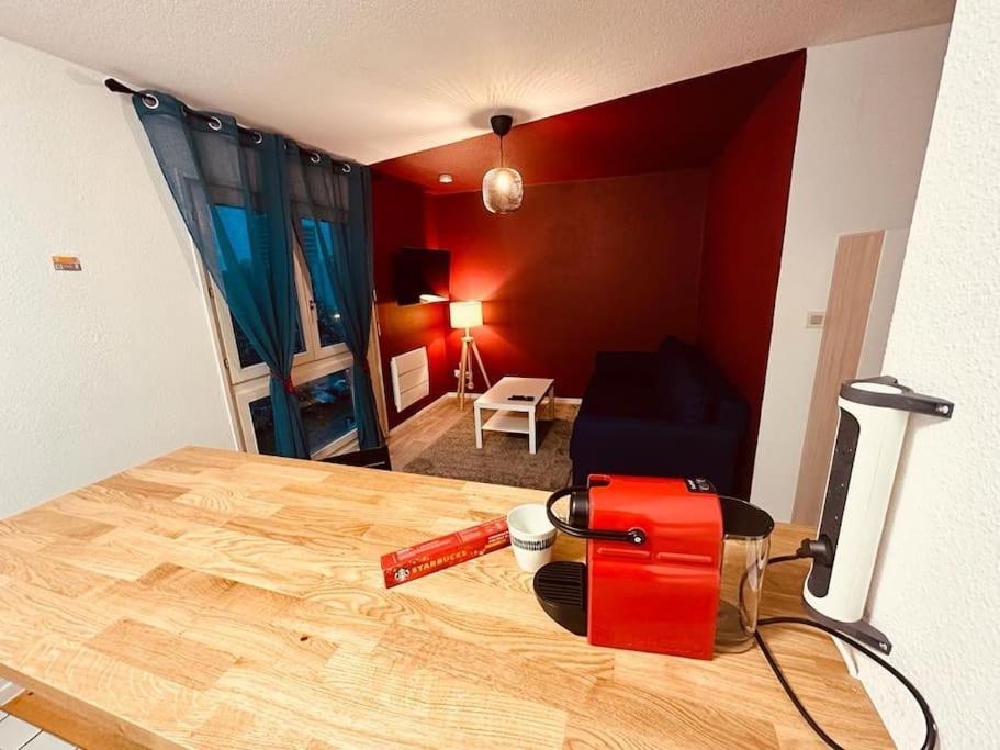 Studio Centre Avec Wifi Apartment Mulhouse Exterior photo